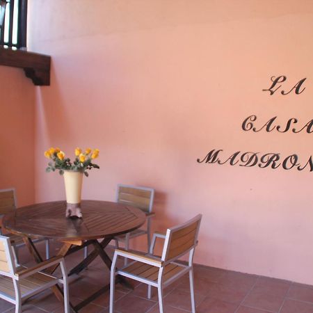 ビジャカスティンLa Casa Madronaアパートメント エクステリア 写真